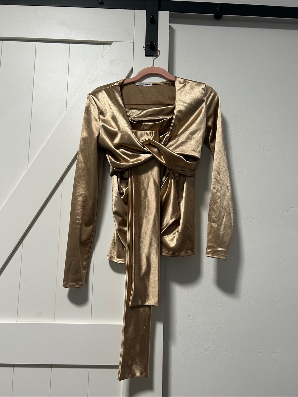 2 Piece skirt and top sexy Fashion Nova Metallic Gold Twist-Front